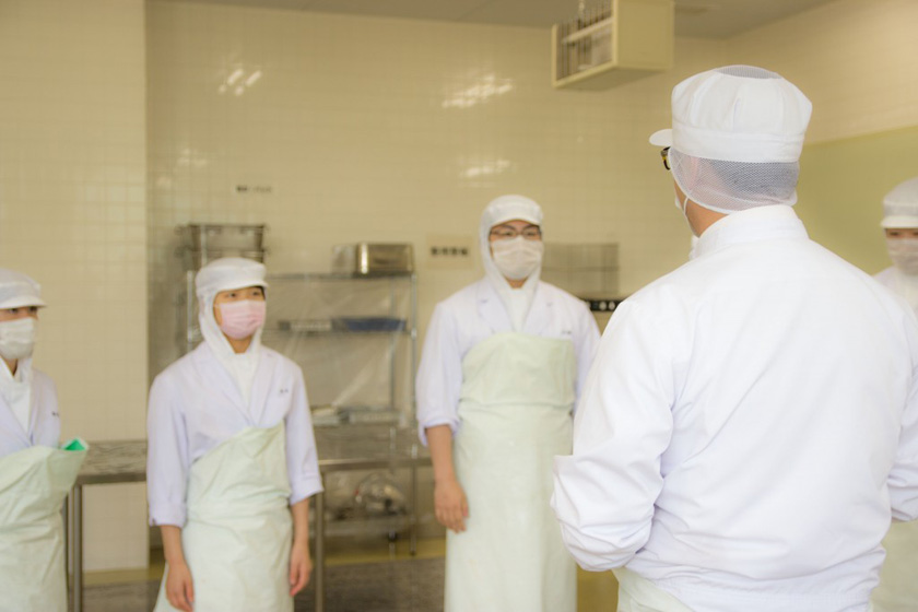 食品製造実習の様子